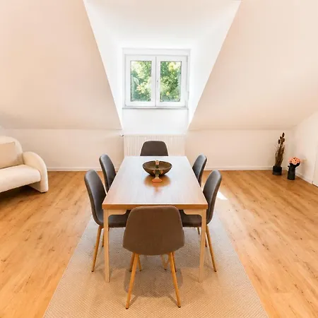 Lägenhet Cozy, Spacious Floor With A Panoramic View For Up To 6 Pax Bischberg