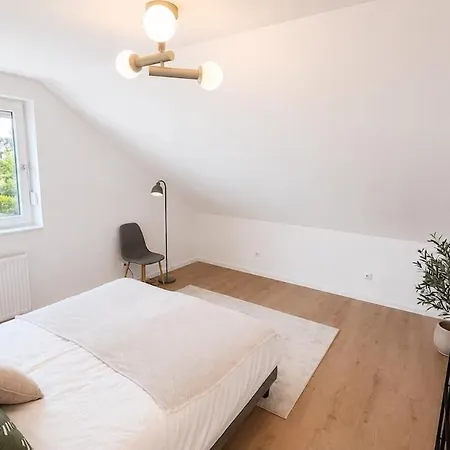 Cozy, Spacious Floor With A Panoramic View For Up To 6 Pax